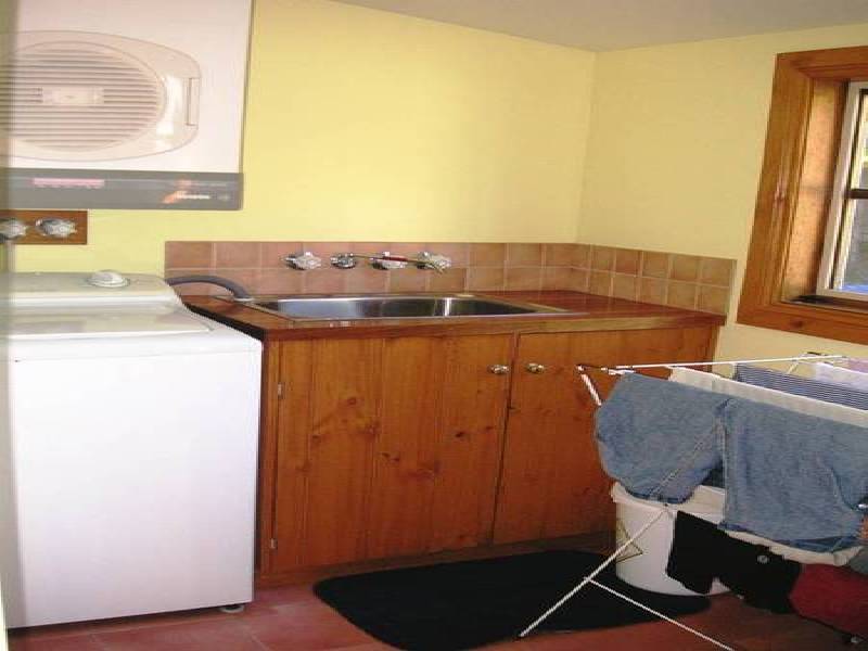 8 Earl Street, Port Fairy VIC 3284