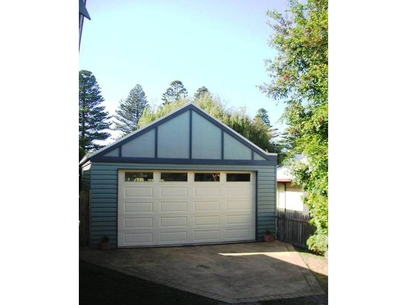 8 Earl Street, Port Fairy VIC 3284