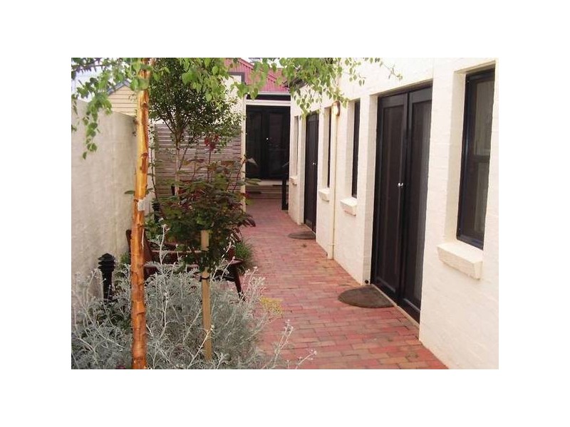 42 Sackville Street, Port Fairy VIC 3284