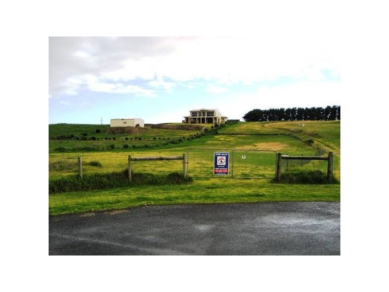 Thistle Place, Port Fairy VIC 3284