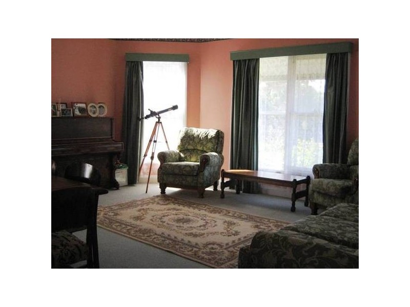 93 Albert Road, Port Fairy VIC 3284