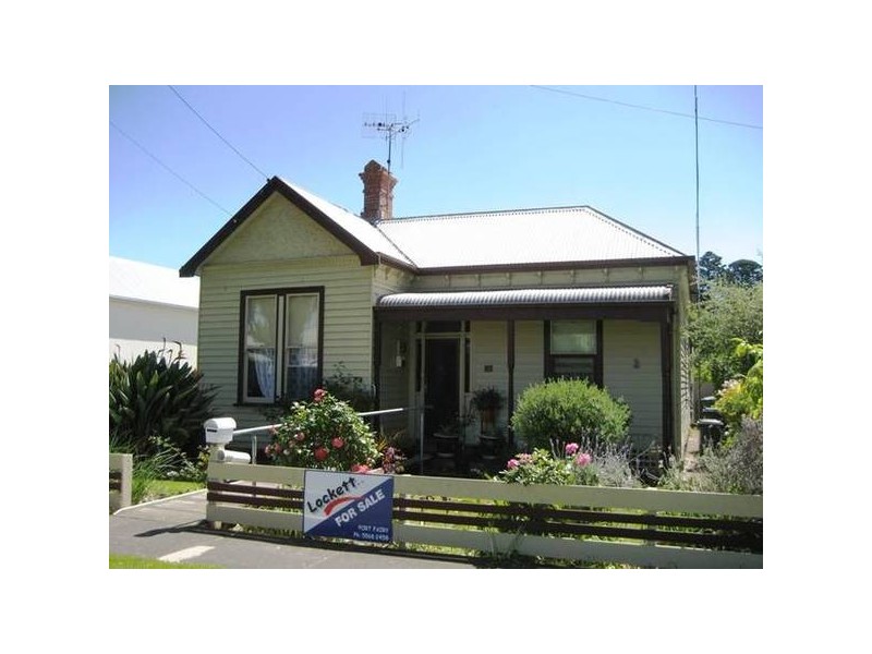 12 Wishart Street, Port Fairy VIC 3284