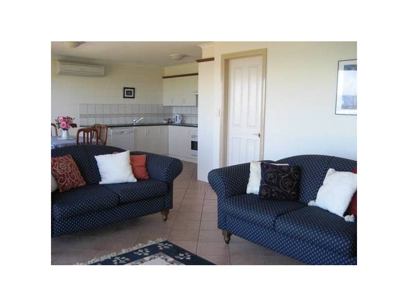 Thistle Place, Port Fairy VIC 3284