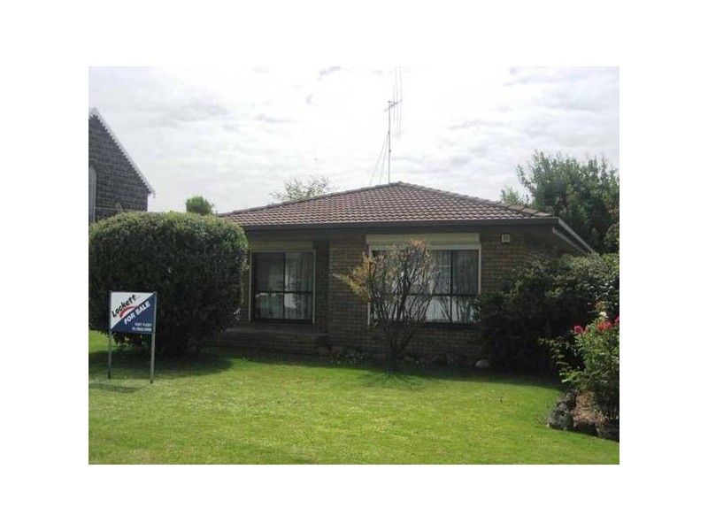 9 Grant Street, Port Fairy VIC 3284