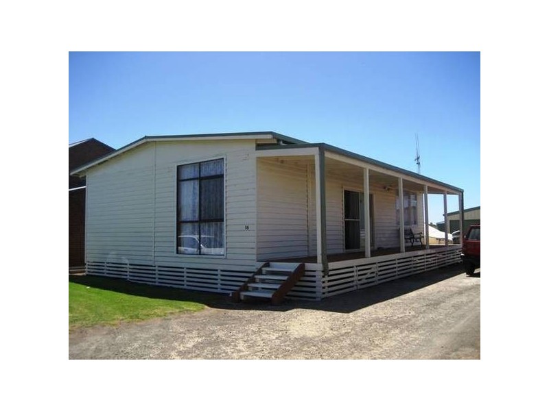 16 Mills Crescent, Port Fairy VIC 3284