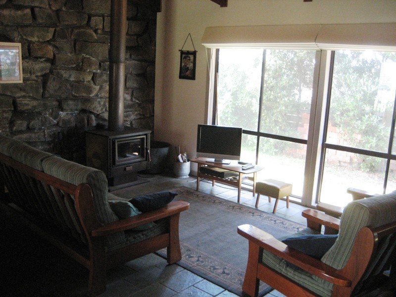 4 Mills Crescent, Port Fairy VIC 3284