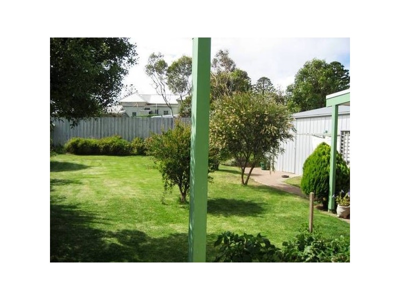 16 Paton Street, Port Fairy VIC 3284