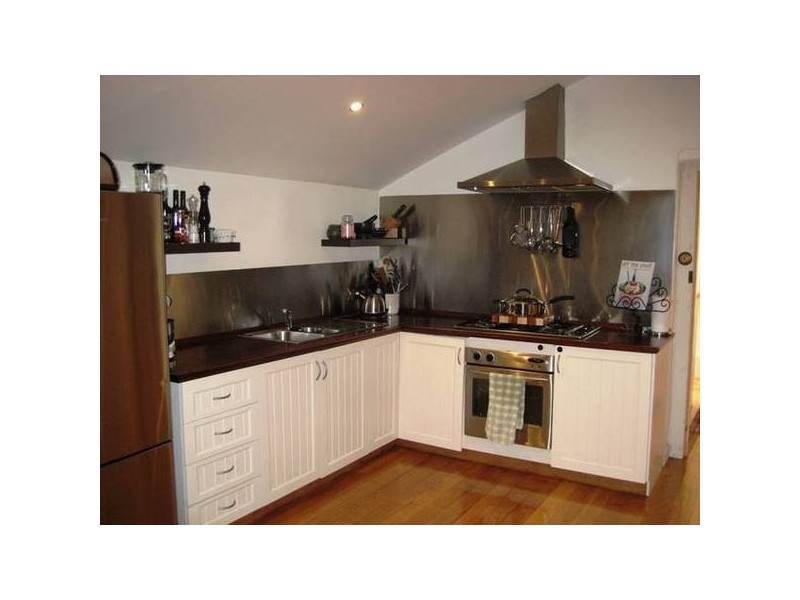 32 Albert Street, Port Fairy VIC 3284