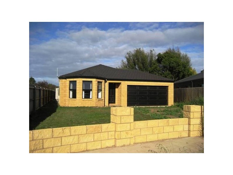 4 Gladmans Court, Koroit VIC 3282