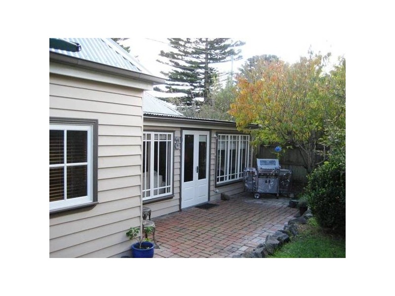 19 Albert Street, Port Fairy VIC 3284