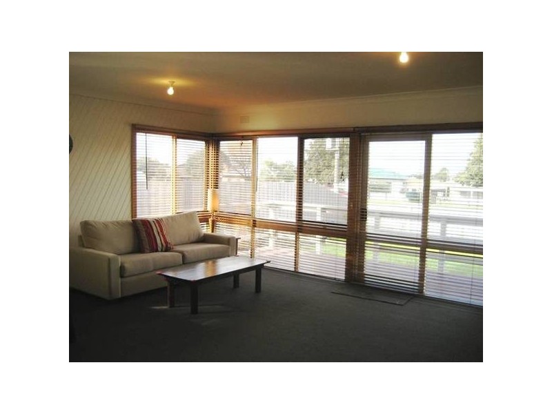 158 Princes Highway, Port Fairy VIC 3284