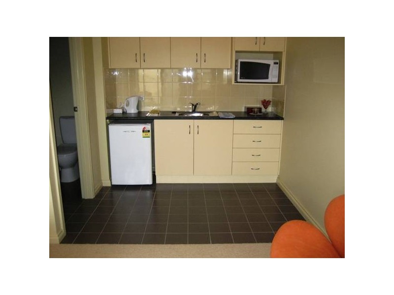 2/42 Sackville Street, Port Fairy VIC 3284