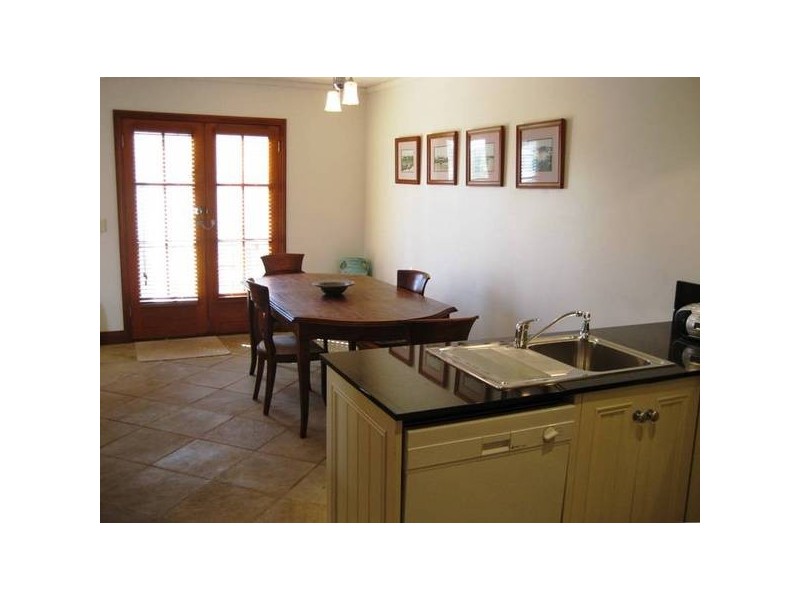 55 Bank Street, Port Fairy VIC 3284