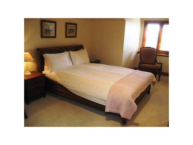 55 Bank Street, Port Fairy VIC 3284