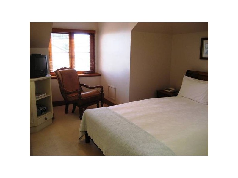 55 Bank Street, Port Fairy VIC 3284