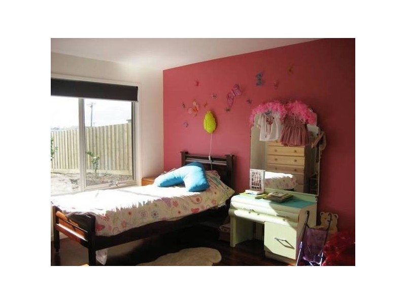 27 Reardon Street, Port Fairy VIC 3284