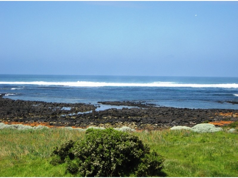 44 Ocean Drive, Port Fairy VIC 3284