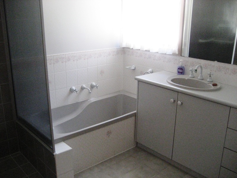 2/54 Gipps Street, Port Fairy VIC 3284