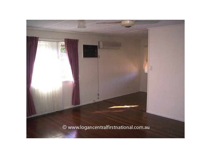 15 Dorothy Street, Woodridge QLD 4114