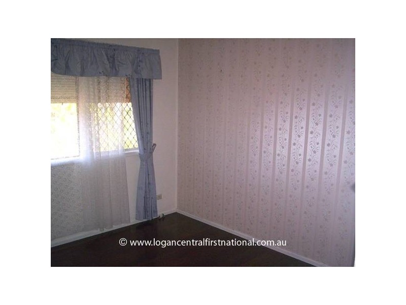 15 Dorothy Street, Woodridge QLD 4114