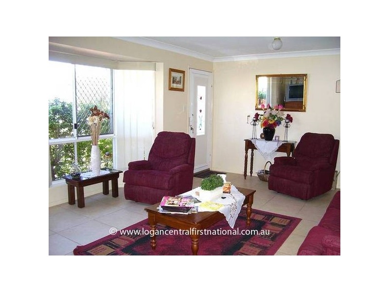 Crestmead QLD 4132