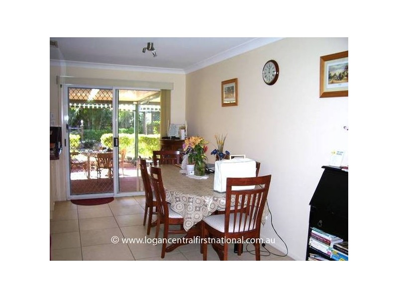 Crestmead QLD 4132