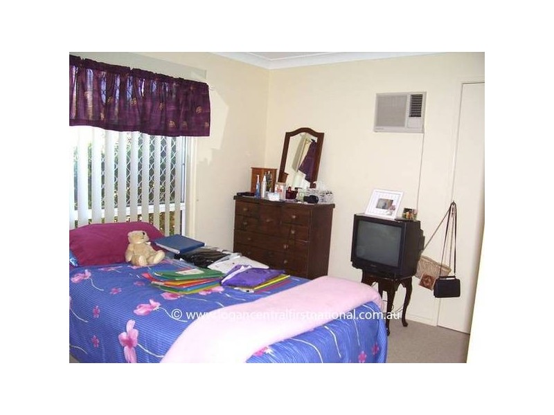 Crestmead QLD 4132