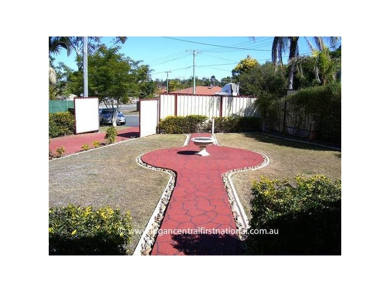Crestmead QLD 4132