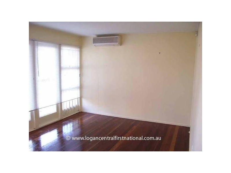 2 Welbeck Street, Logan Central QLD 4114