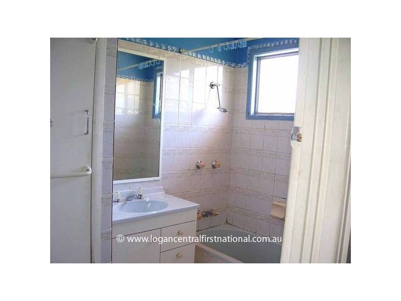 Bindi Street, Logan Central QLD 4114