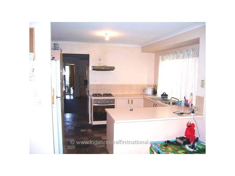 Meadowbrook QLD 4131