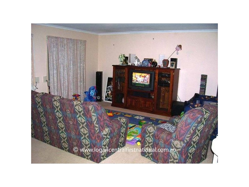 Meadowbrook QLD 4131