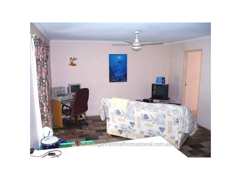 Meadowbrook QLD 4131