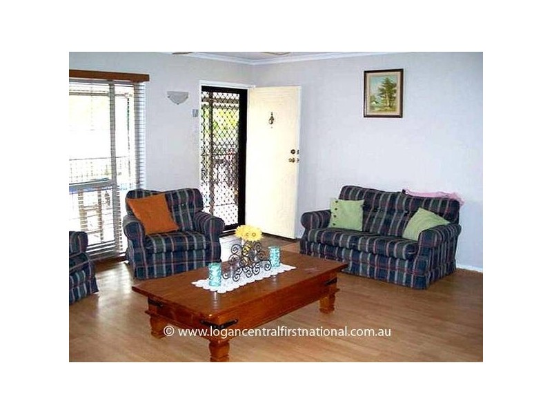 11 Ariel Ave, Kingston QLD 4114