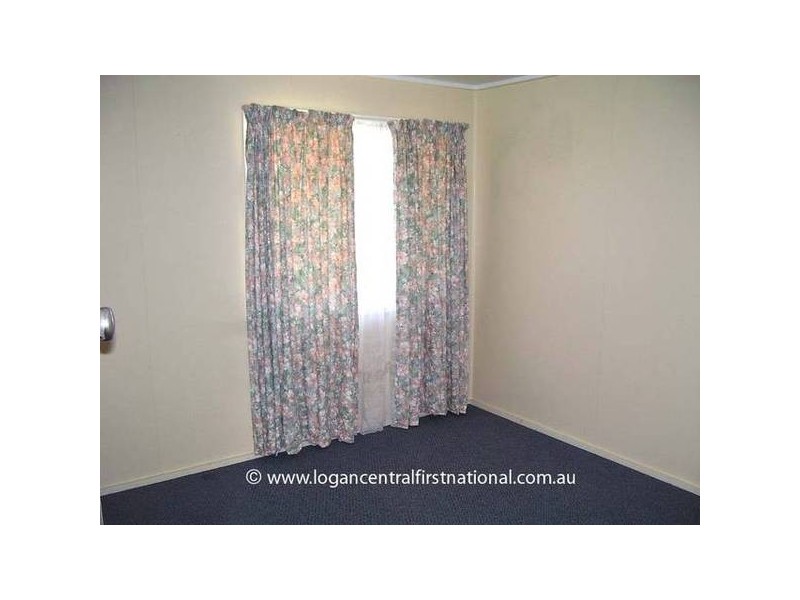 17 Carlotta Street, Kingston QLD 4114