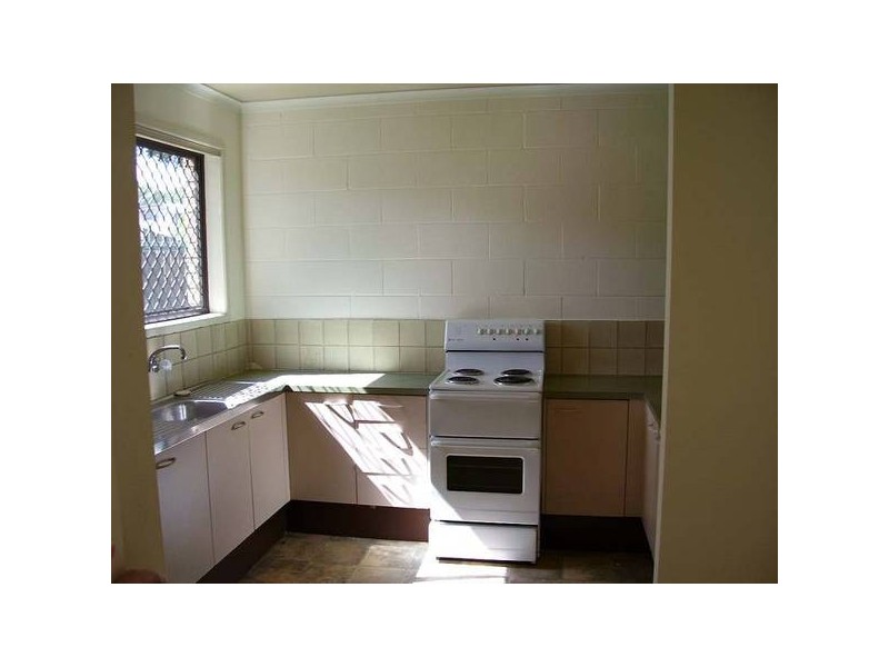 2/16 Heather Street, Logan Central QLD 4114