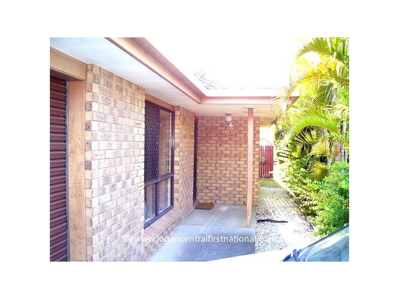 20 Barossa Street, Kingston QLD 4114