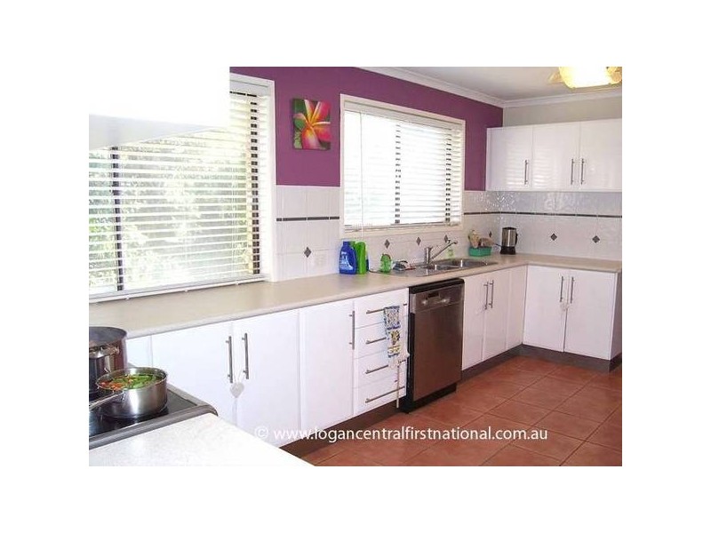 Loganlea QLD 4131