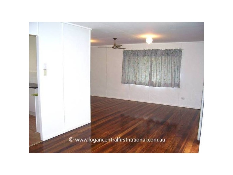 17 Casius Street, Woodridge QLD 4114