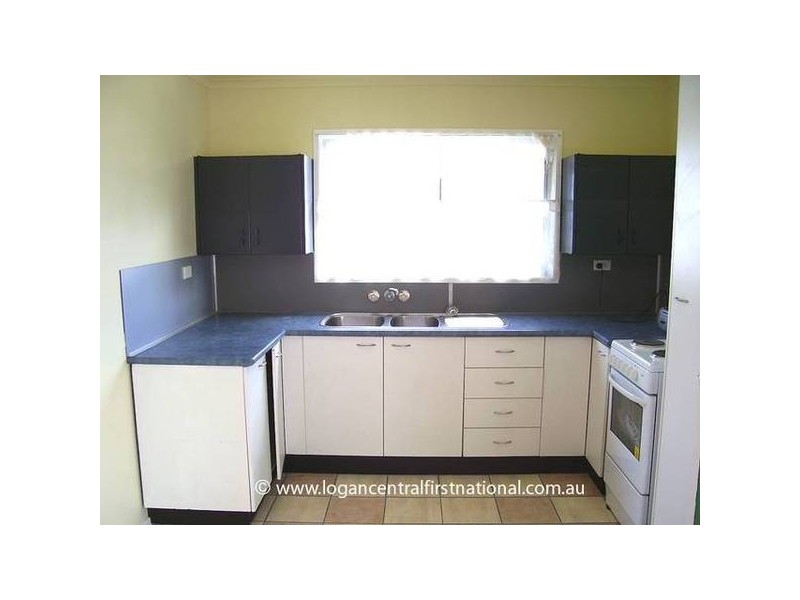 154 North Road, Woodridge QLD 4114