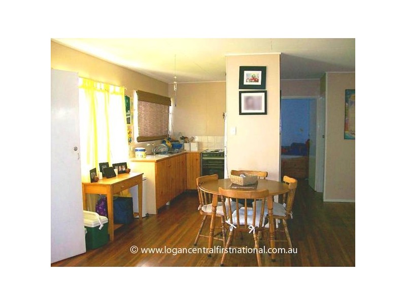 5 Sandra Street, Kingston QLD 4114