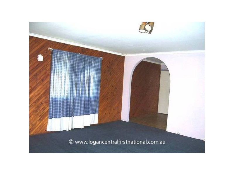 21 Birch Street, Kingston QLD 4114