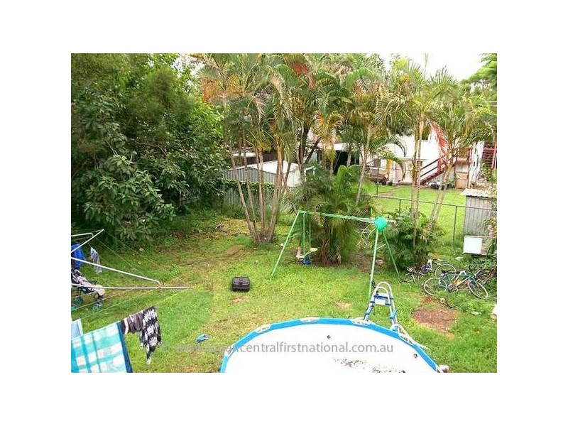 16 Ash Avenue, Woodridge QLD 4114