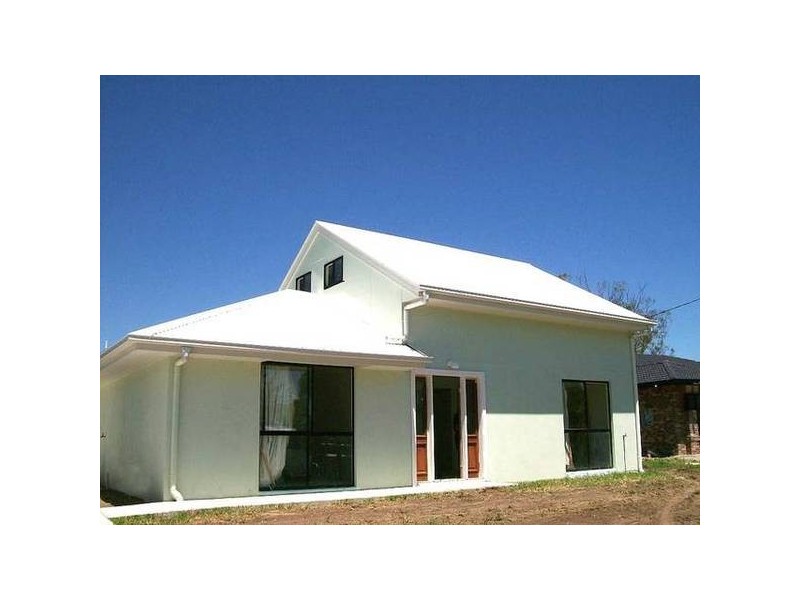 12 Dale Street, Kingston QLD 4114