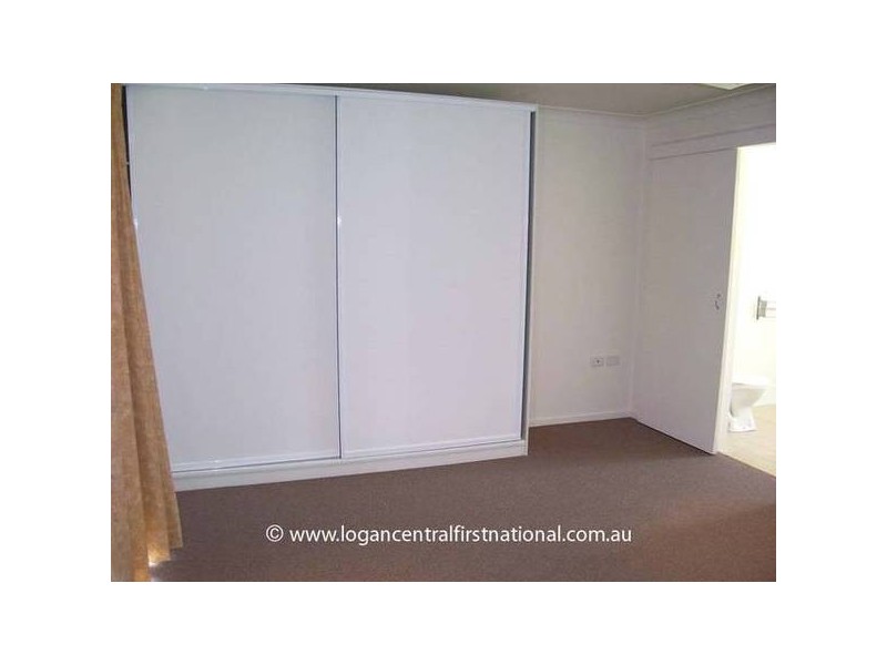 12 Dale Street, Kingston QLD 4114