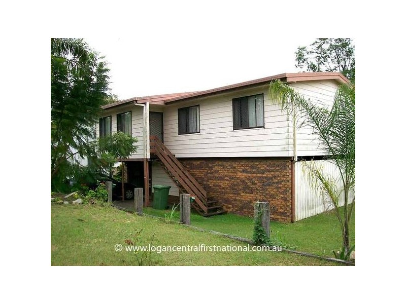 12 Pearl Street, Kingston QLD 4114