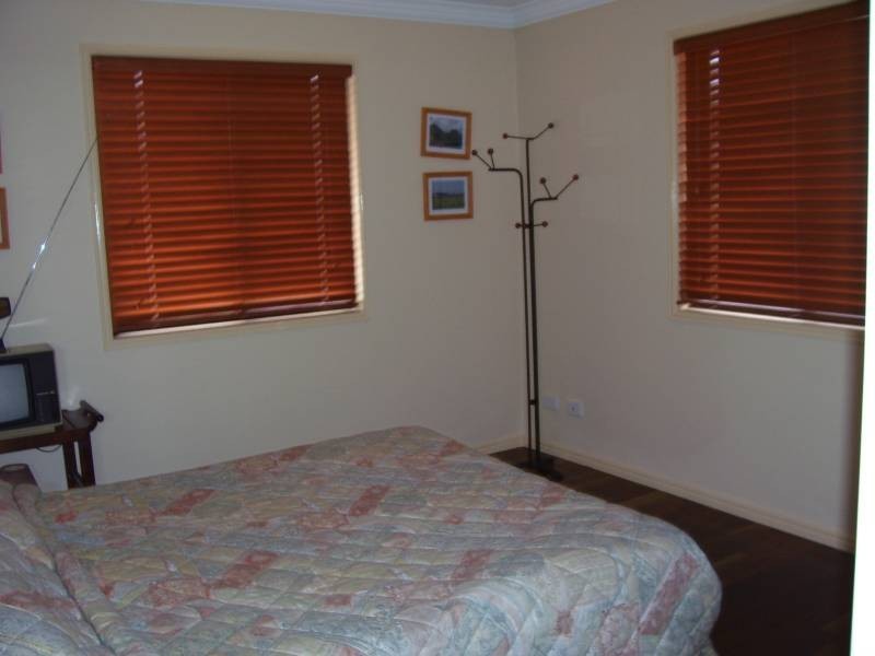 23 Baracoota Street, Macleay Island QLD 4184