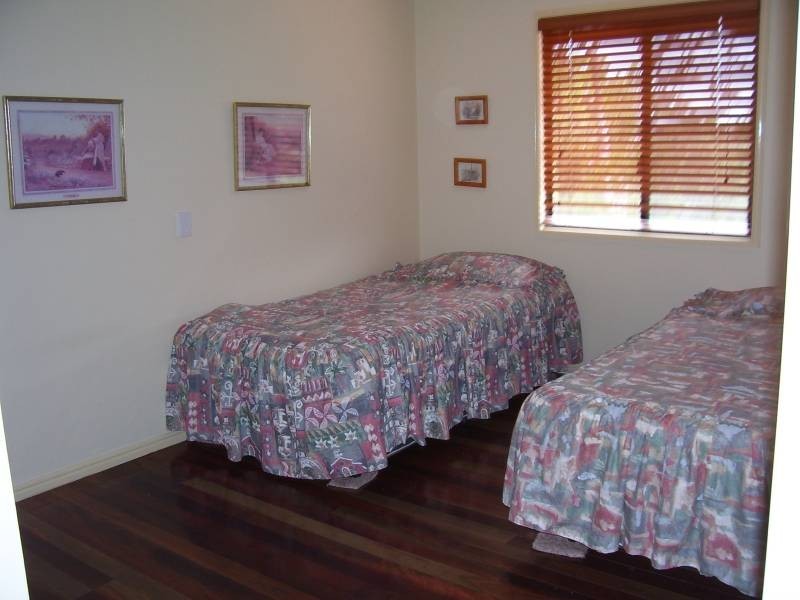 23 Baracoota Street, Macleay Island QLD 4184