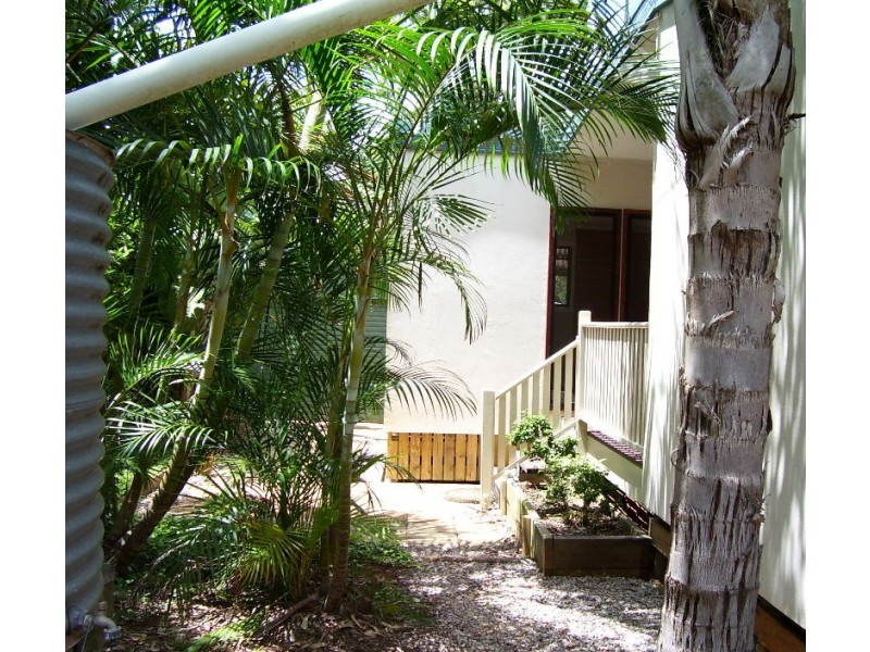 55 Francis Street, Macleay Island QLD 4184