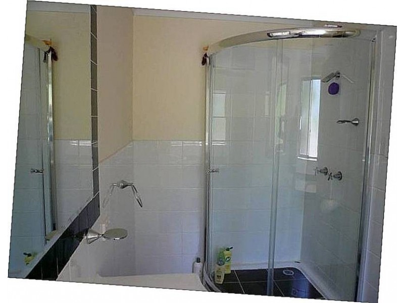 4 Emily Court, Macleay Island QLD 4184